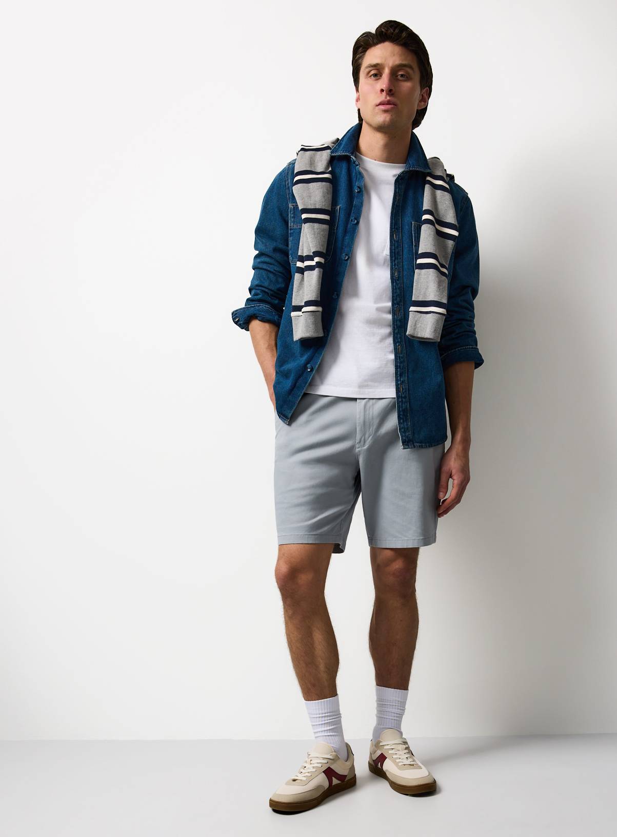 Light Blue Chino Shorts 34 - Image 2